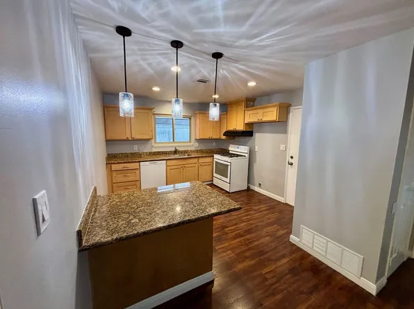 846 Carlson Blvd, Richmond, CA 94804