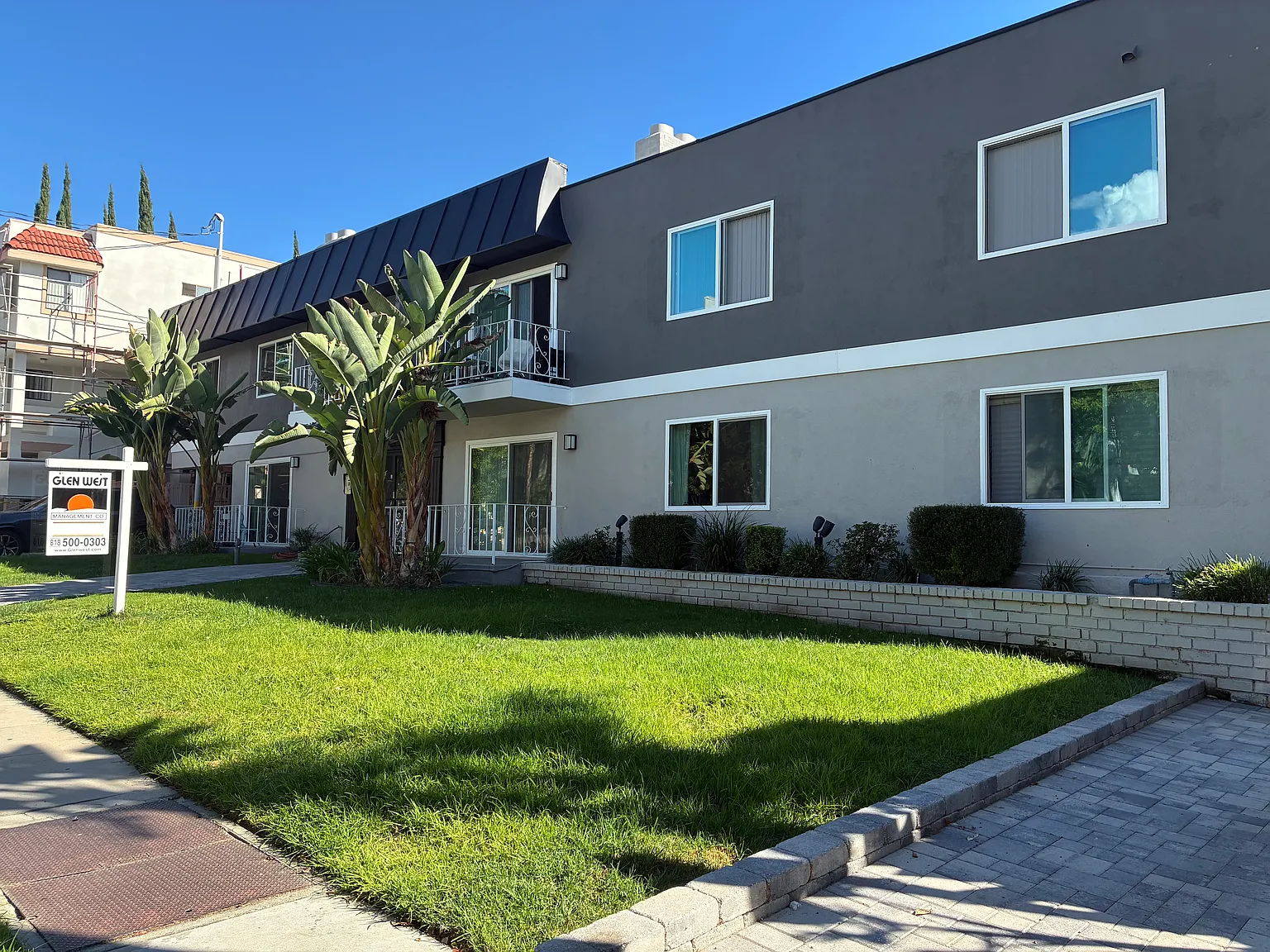 2 bed, 1000 sqft, $2,850 — Photo 2