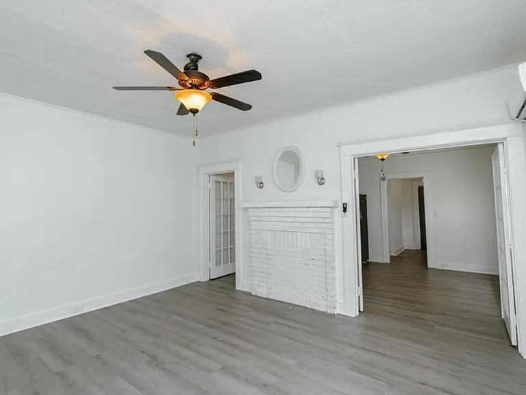 3 N Fulton St #B — Photo 2