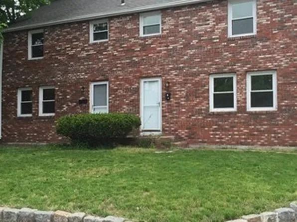 9-11 Coral St, Mansfield, MA 02048