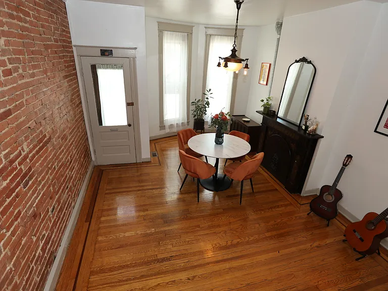 423 E Fort Ave — Photo 8