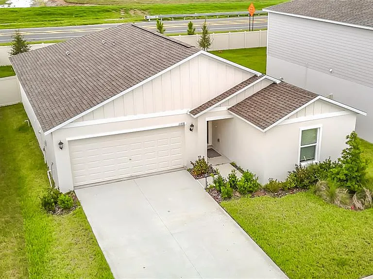 11938 Brae Way — Photo 8