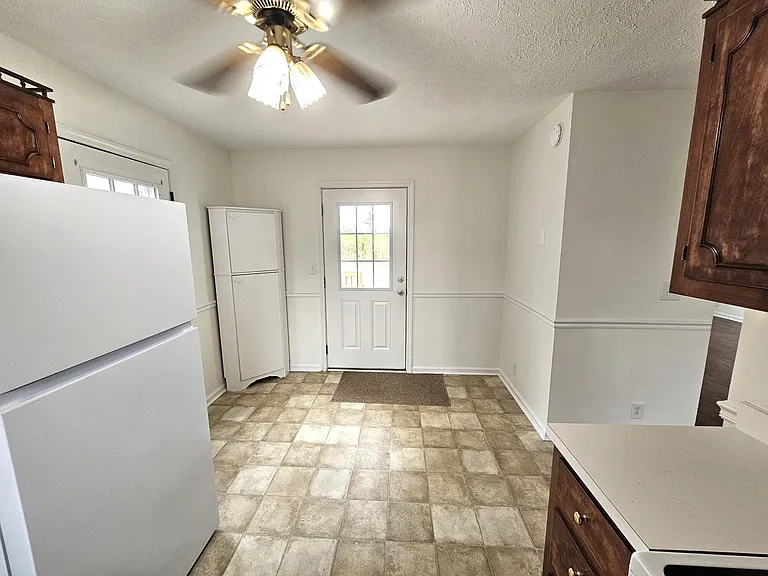 4925 Bear Bluff Rd — Photo 11