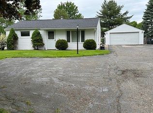 4167 Sleepy Hollow Rd, Brunswick, OH 44212