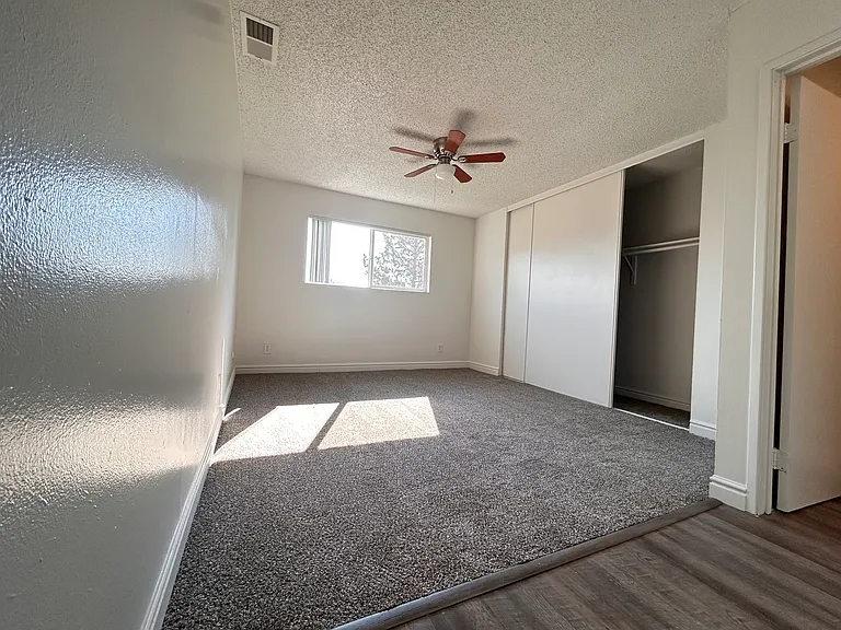 WIllowbrook Apartments — Photo 42