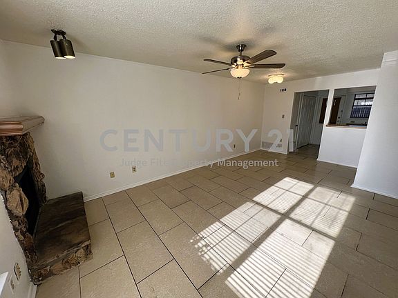 2nd image of 2817 Wimbledon Ct APT B