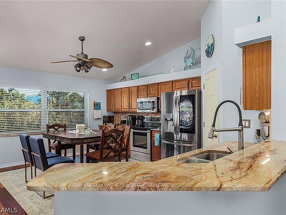 5th image of 16564 Wellington Lakes Cir