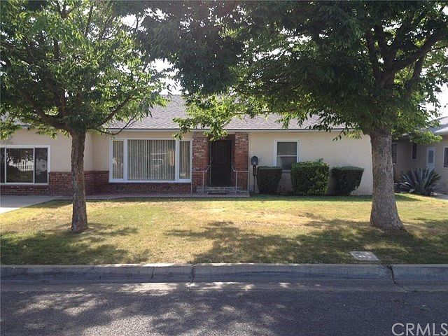 2nd image of 512 Fairview Ave