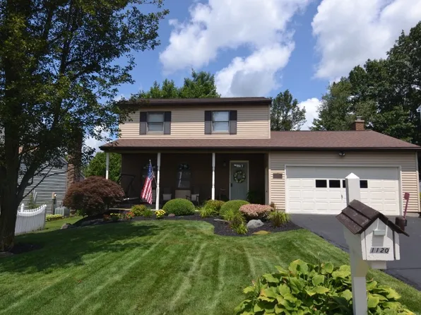 1120 Talan Dr, Endicott, NY 13760