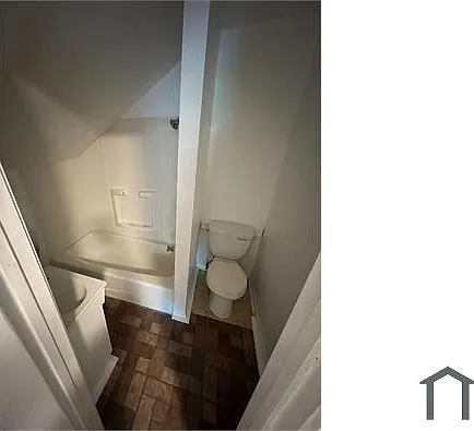 1142 Lyle St #5 — Photo 5