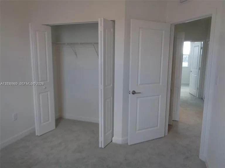 2514 SE 29th St #2514 — Photo 9