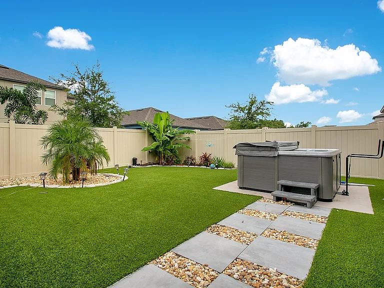 13227 Spring Grove Way — Photo 23