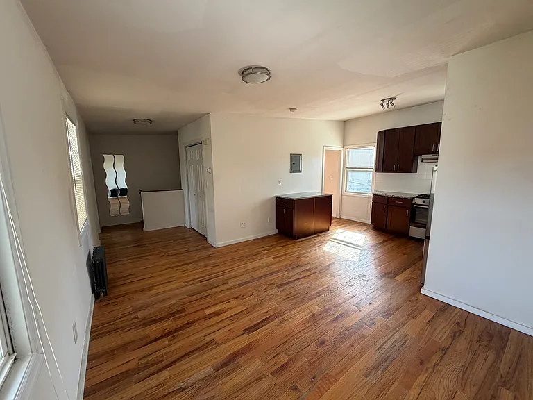 66 Jordan Ave #3 — Photo 2