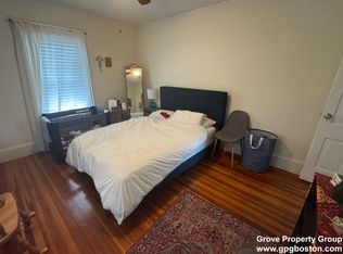 92 Fayette St, Watertown, MA 02472
