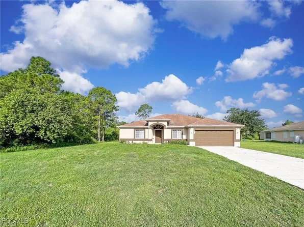 505 Palmetto Ave, Lehigh Acres, FL 33936