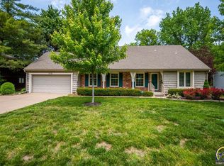 2036 SW 30th St, Topeka, KS 66611