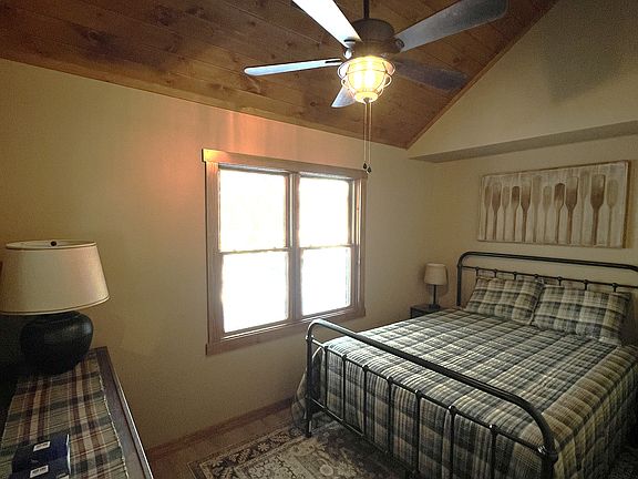 5th image of 159 Valley Farm Rd