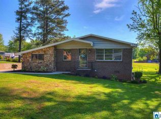 411 Regent Cir, Gardendale, AL 35071