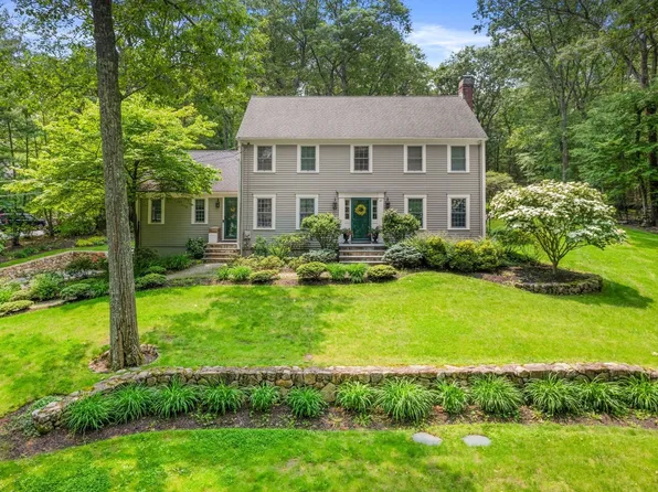 62 Old Orchard Rd, Sherborn, MA 01770