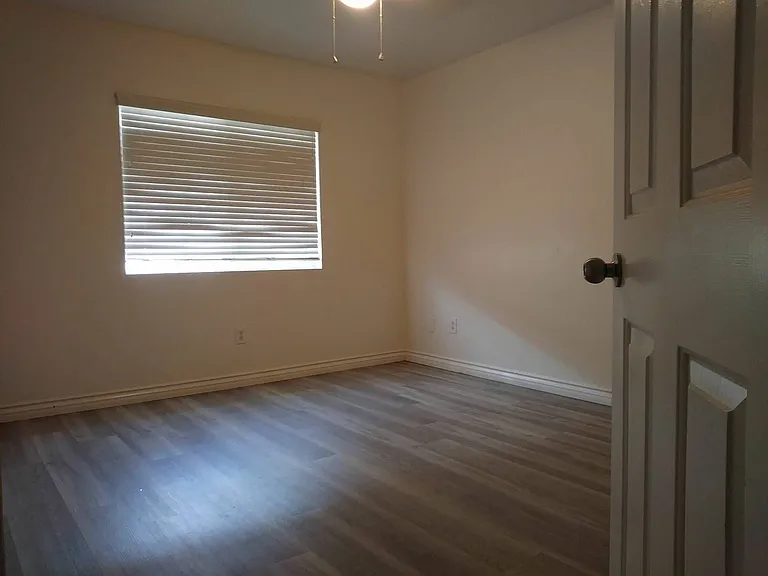 15645 Lasselle St #105 — Photo 11