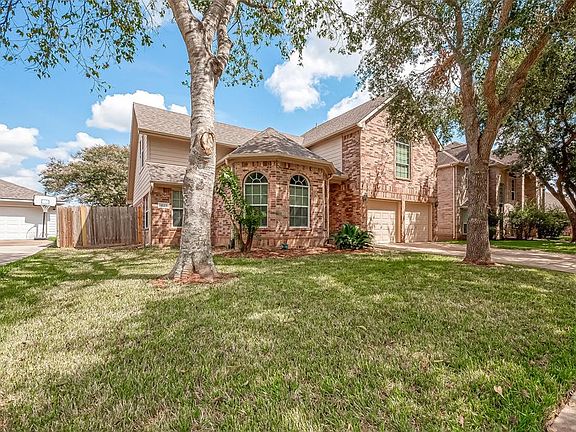 2nd image of 1623 Brazos Gate Dr