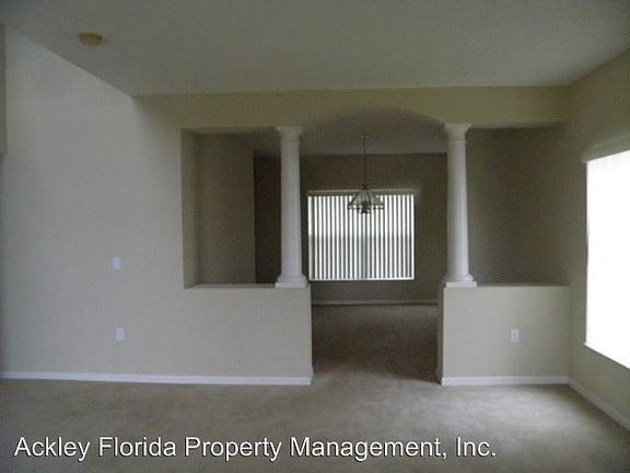3rd image of 488 Columbia Ct