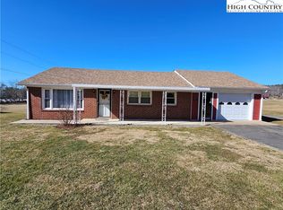 137 Edmonds Rd, Ennice, NC 28623