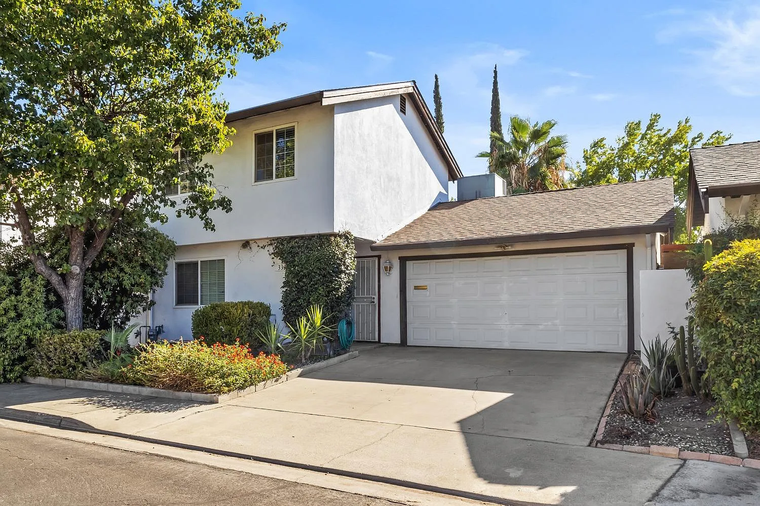 332 De Vega Ct photo 1