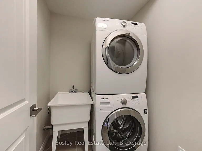 104 Delphi Ln — Photo 26