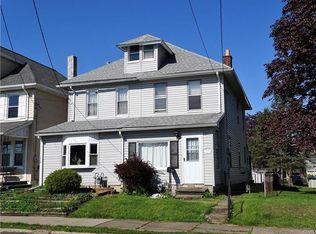 1112 Howertown Rd, Catasauqua, PA 18032