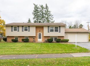 114 Sweet Birch Ln, Rochester, NY 14615