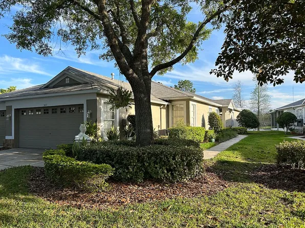 5817 Heron Park Pl, Lithia, FL 33547