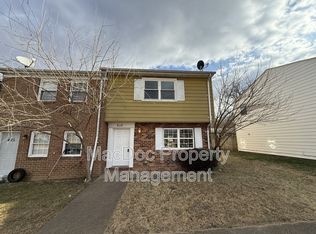 619 Anvil Rd, Fredericksburg, VA 22405