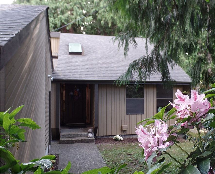 1st image of 17408 43rd Dr NW