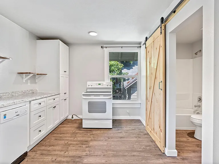 1707 W 8th Ave #2 — Photo 7