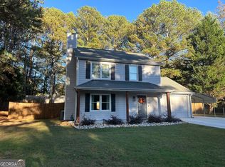 1616 Woodsong Ct, Grayson, GA