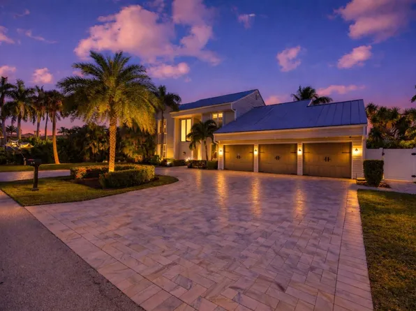 910 Jasmine Drive, Delray Beach, FL 33483