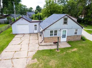1834 S Marion Ave, Janesville, WI 53546