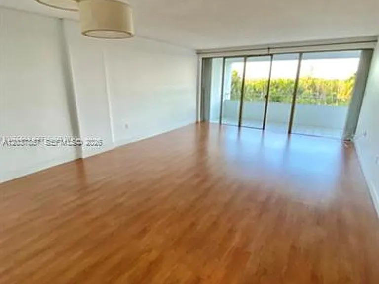 155 Ocean Lane Dr #504 — Photo 3
