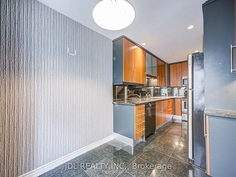11 Everson Dr #610 — Photo 20