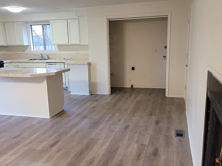 3875 Redondo Way — Photo 11