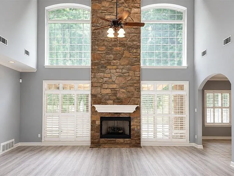 9443 Canabridge Dr — Photo 2