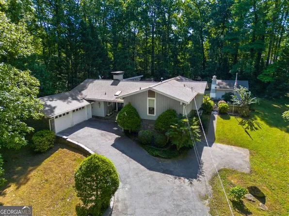 3565 Highland Dr, Acworth, GA 30101