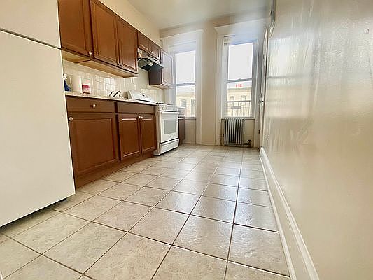 1st image of 30-24 42nd St #3L