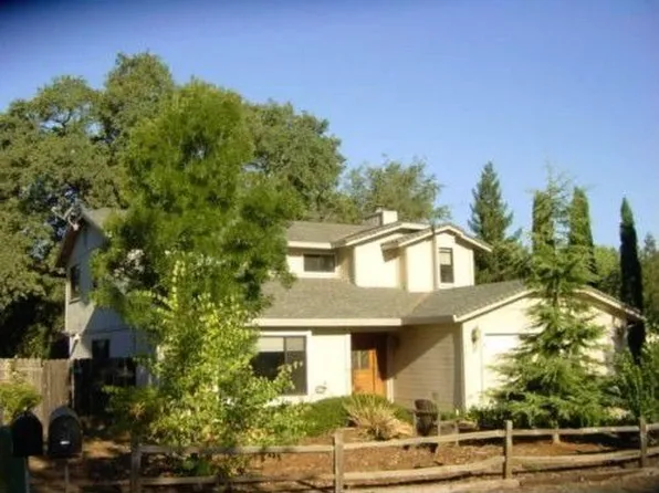 2780 Hillcrest Dr, Cameron Park, CA 95682