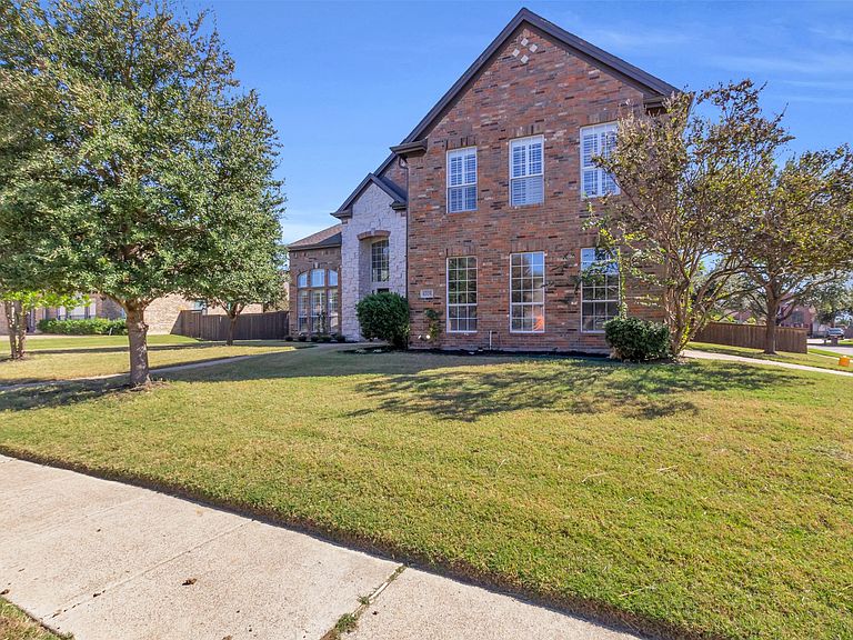 Listing photo 4
