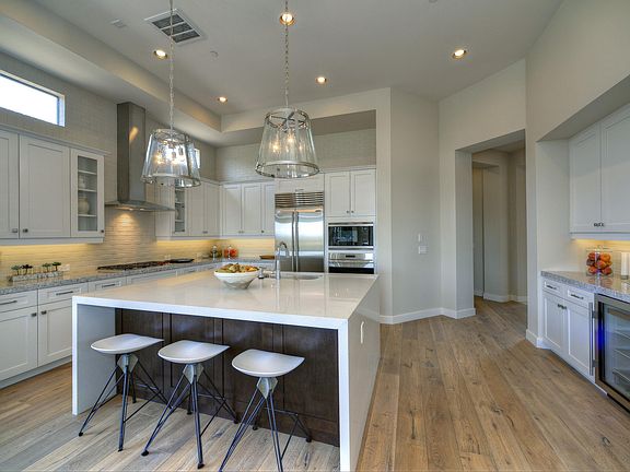 3rd image of 13703 N Prospect Trl