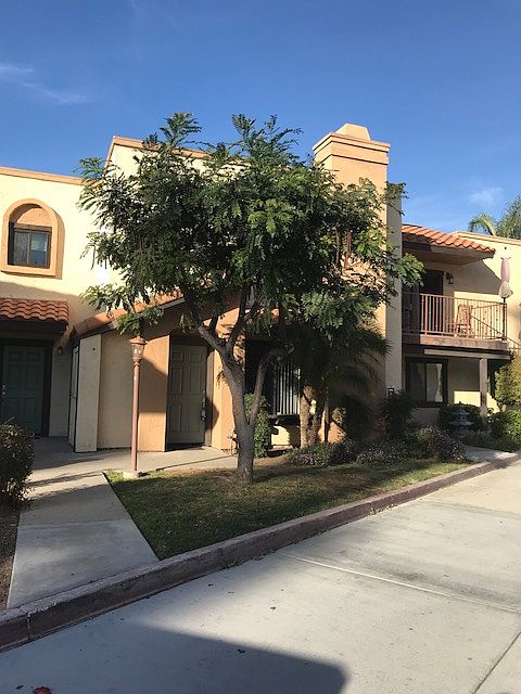 1st image of 561 S Mollison Ave Unit D