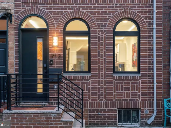 912 McClellan St, Philadelphia, PA 19148