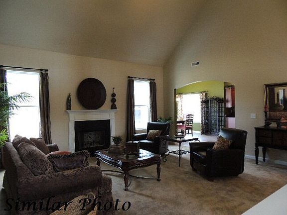 4th image of 266 SW Plantation Drive